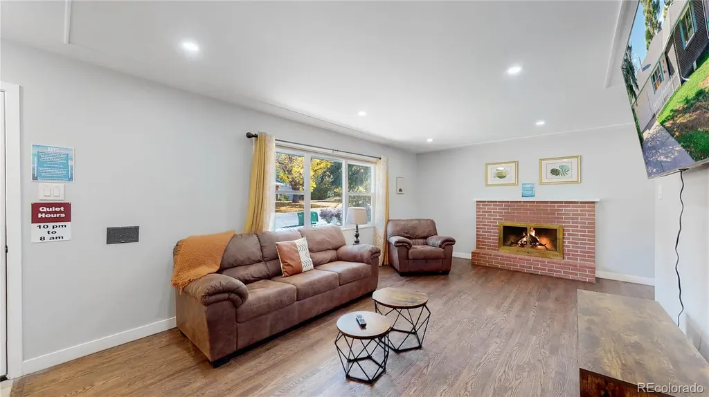 3067 S Holly Place Denver CO 80222