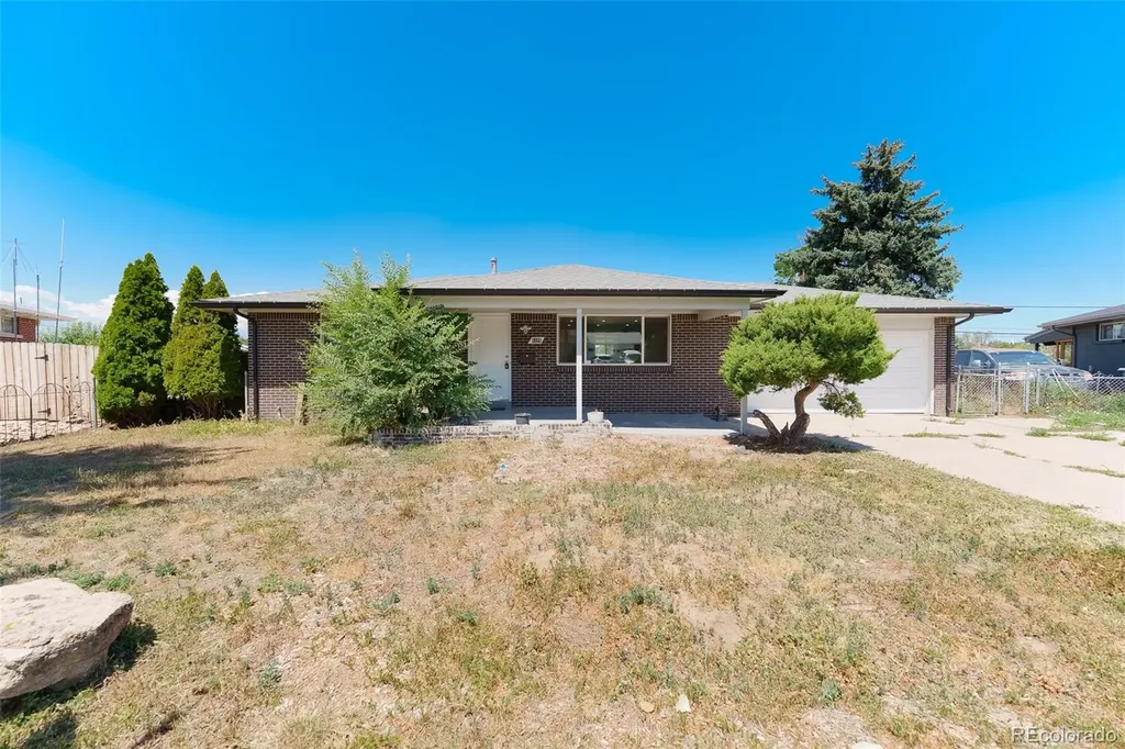 8325 Oakwood Street Westminster CO 80031