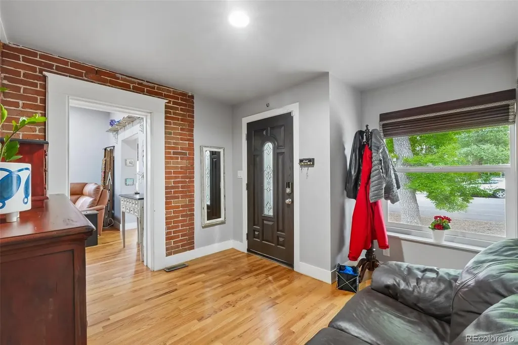 414 4th Avenue Longmont CO 80501