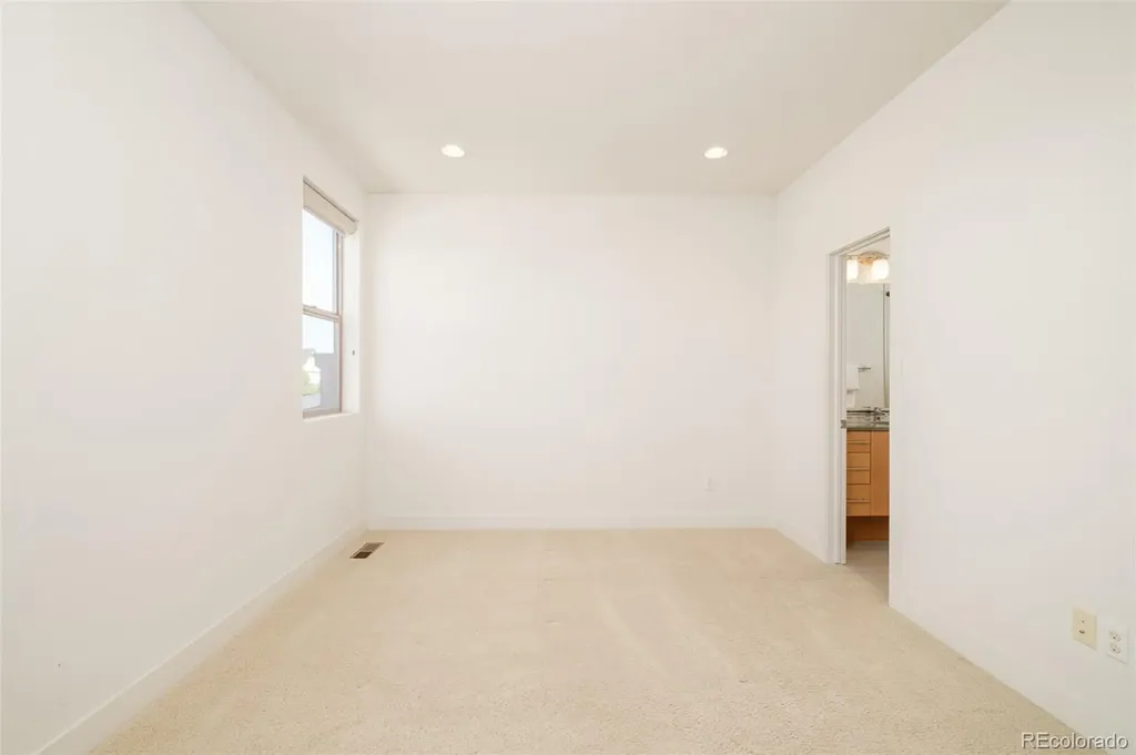 5054 Valentia Street Denver CO 80238