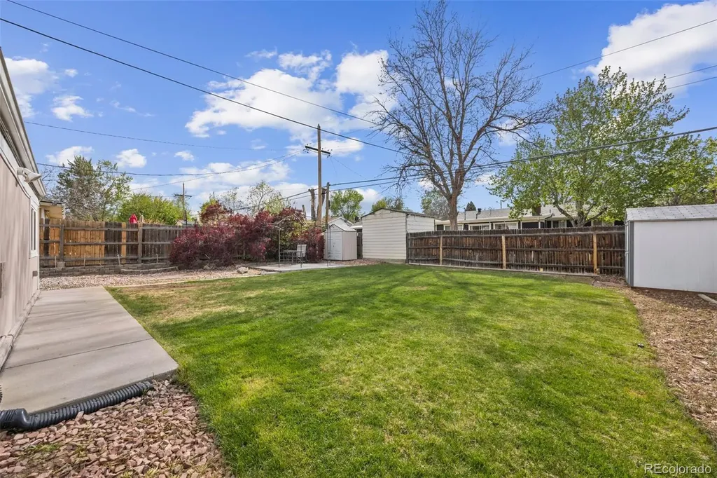 2631 S Newton Street Denver CO 80219