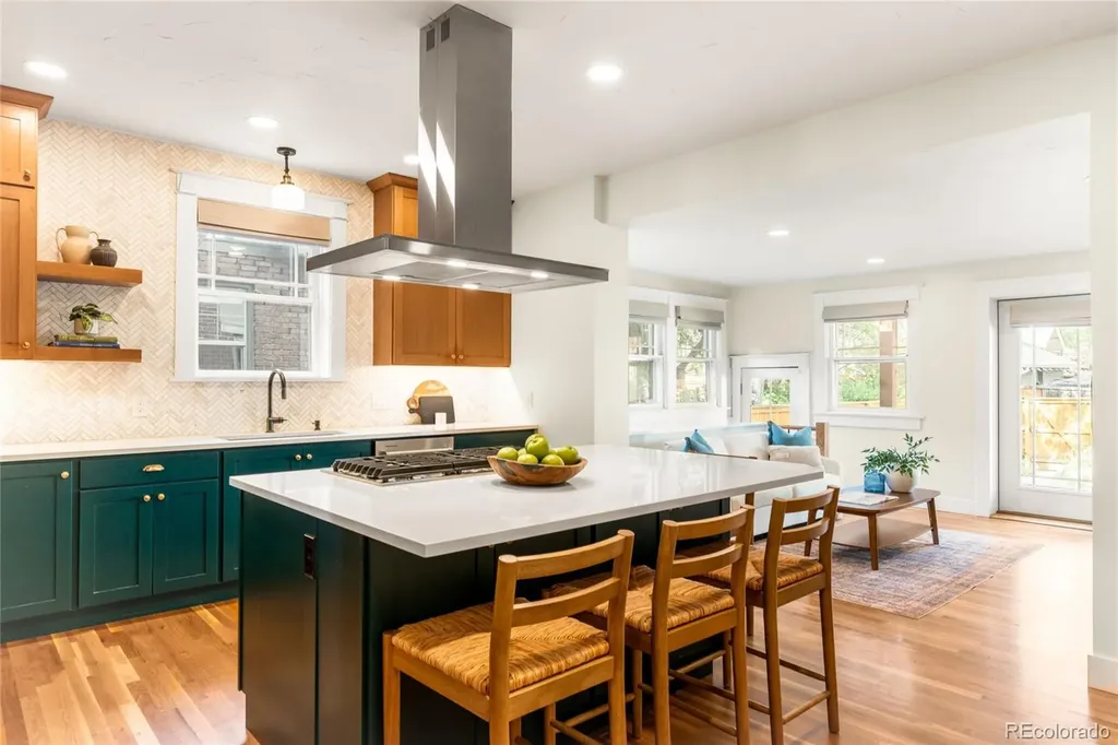 622 Cook Street Denver CO 80206