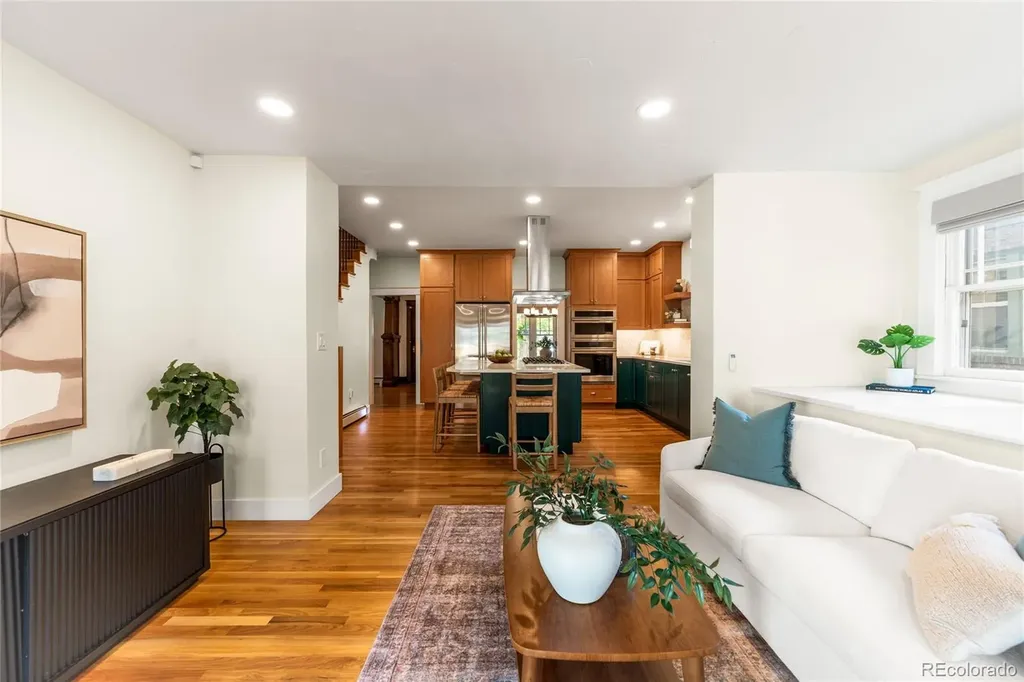 622 Cook Street Denver CO 80206