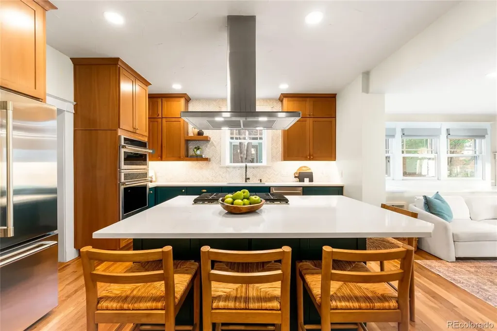 622 Cook Street Denver CO 80206