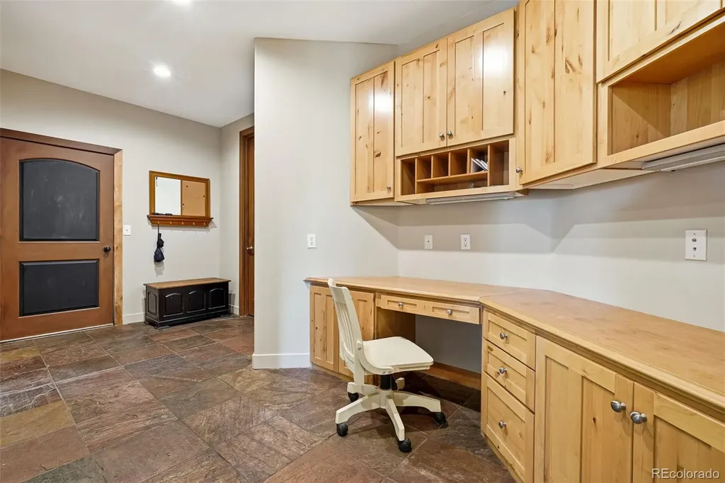 1543 Copper Rose Drive Golden CO 80401