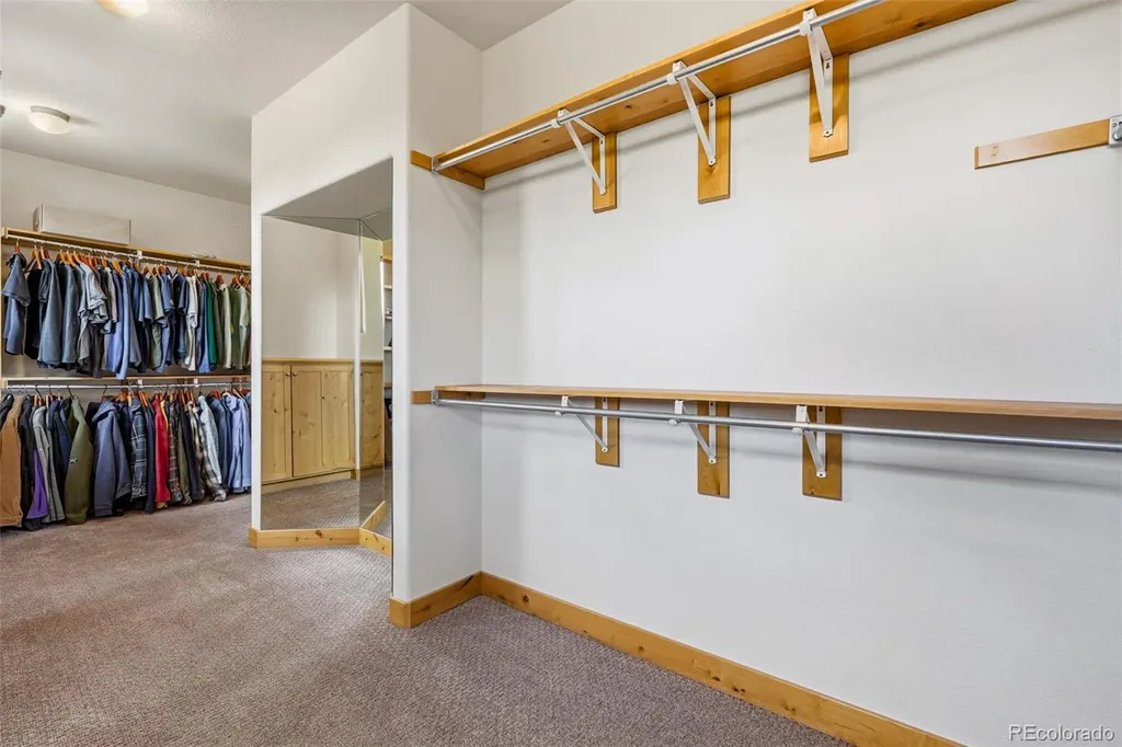 1543 Copper Rose Drive Golden CO 80401