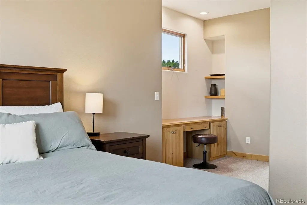 1543 Copper Rose Drive Golden CO 80401