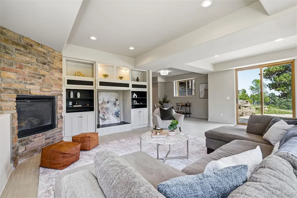 1543 Copper Rose Drive Golden CO 80401