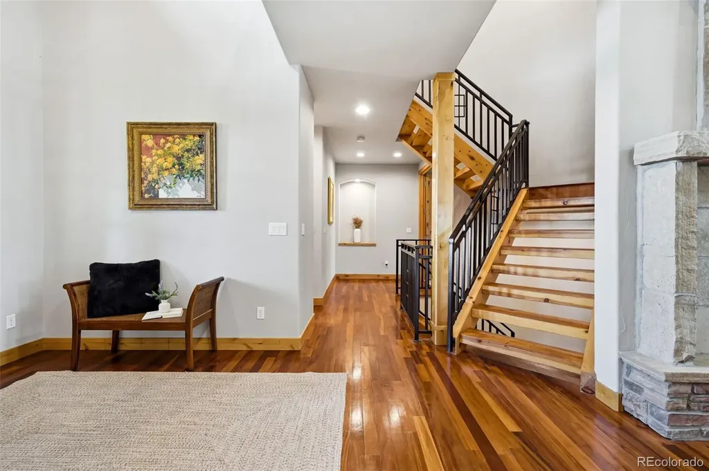 1543 Copper Rose Drive Golden CO 80401
