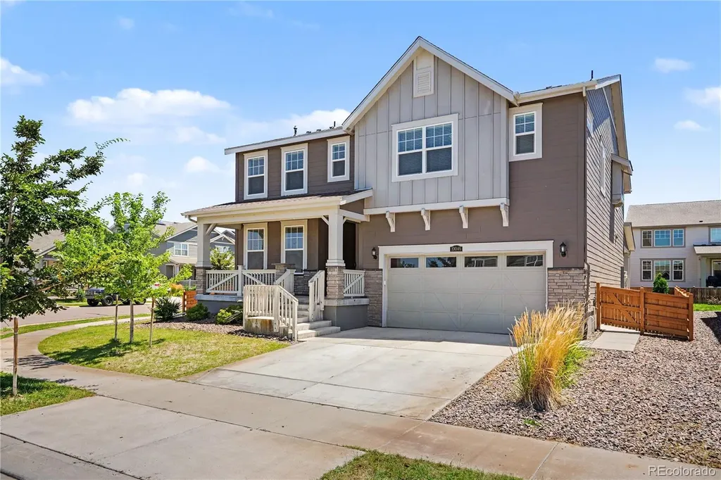 10046 Uvalda Street Commerce City CO 80022