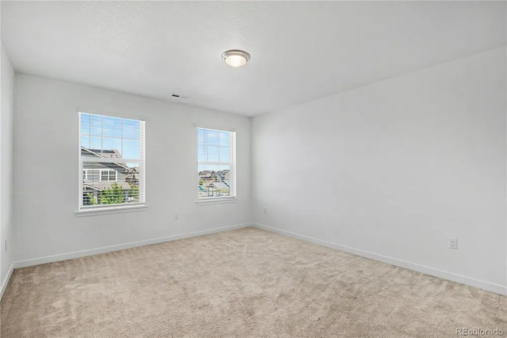 10046 Uvalda Street Commerce City CO 80022