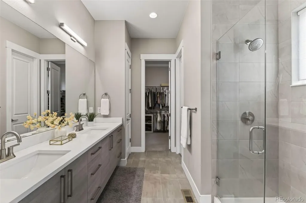 5635 Zuni Court Denver CO 80221