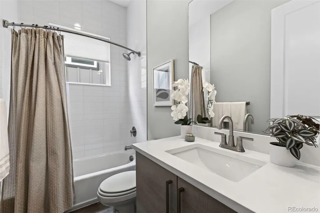 5635 Zuni Court Denver CO 80221