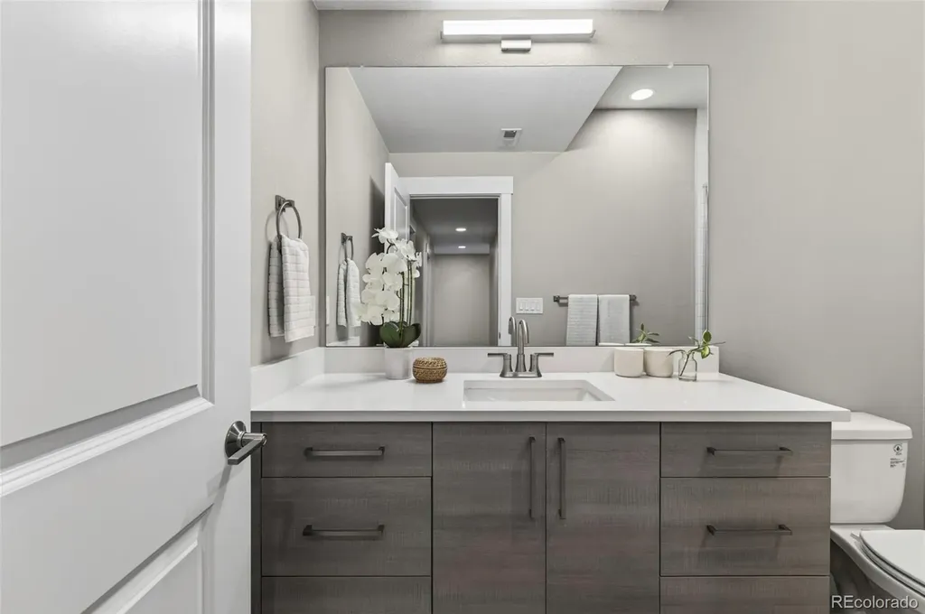 5635 Zuni Court Denver CO 80221