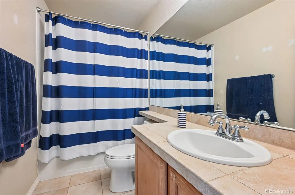 8572 Ellis Street Arvada CO 80005