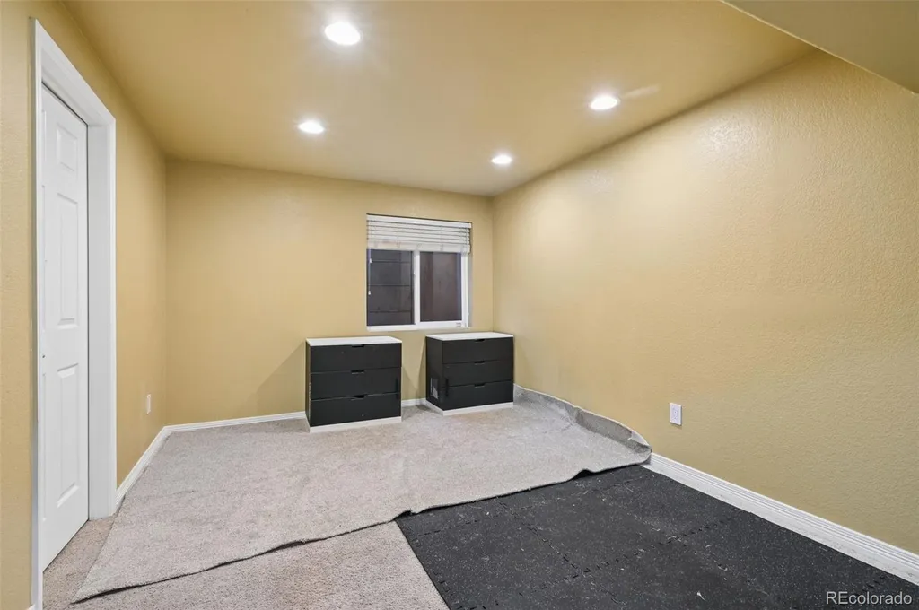 8572 Ellis Street Arvada CO 80005