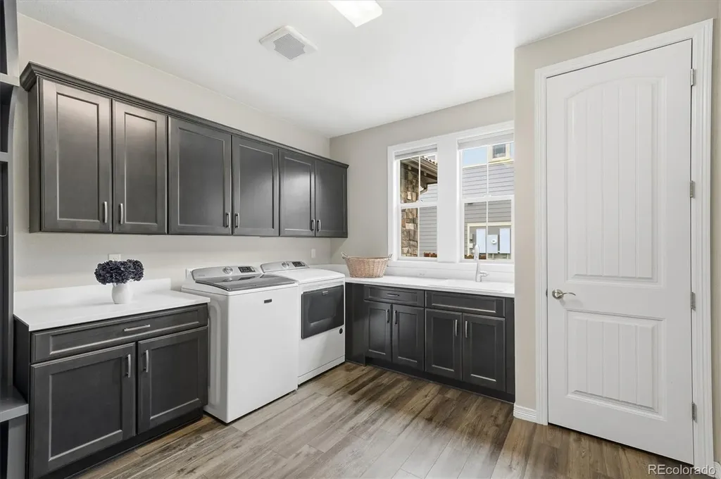112 Sandalwood Way Highlands Ranch CO 80126