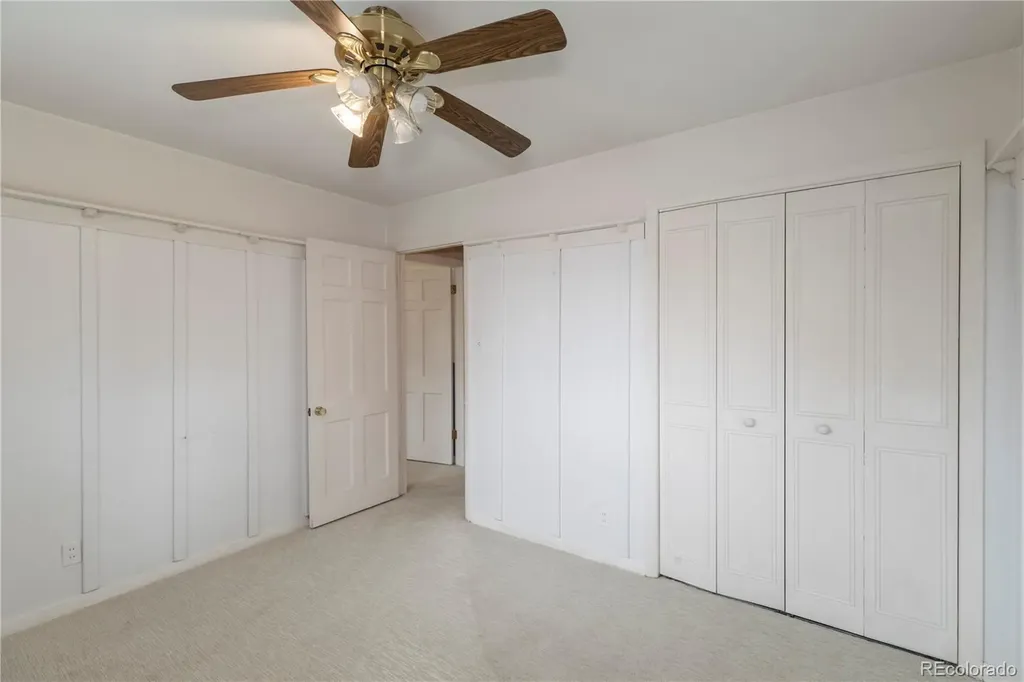 1061 E Briarwood Circle N Centennial CO 80122