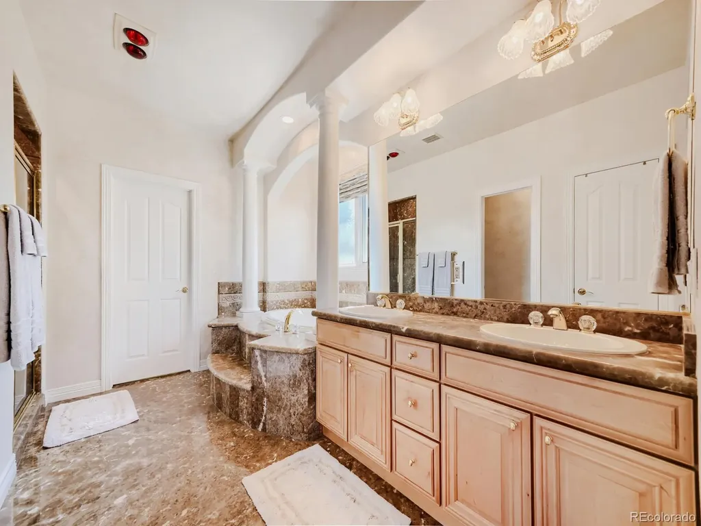 7526 Routt Lane Arvada CO 80005