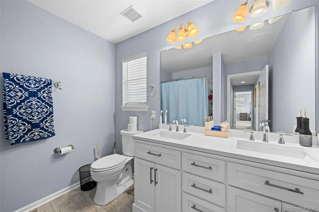 214 N Flat Rock Street Aurora CO 80018