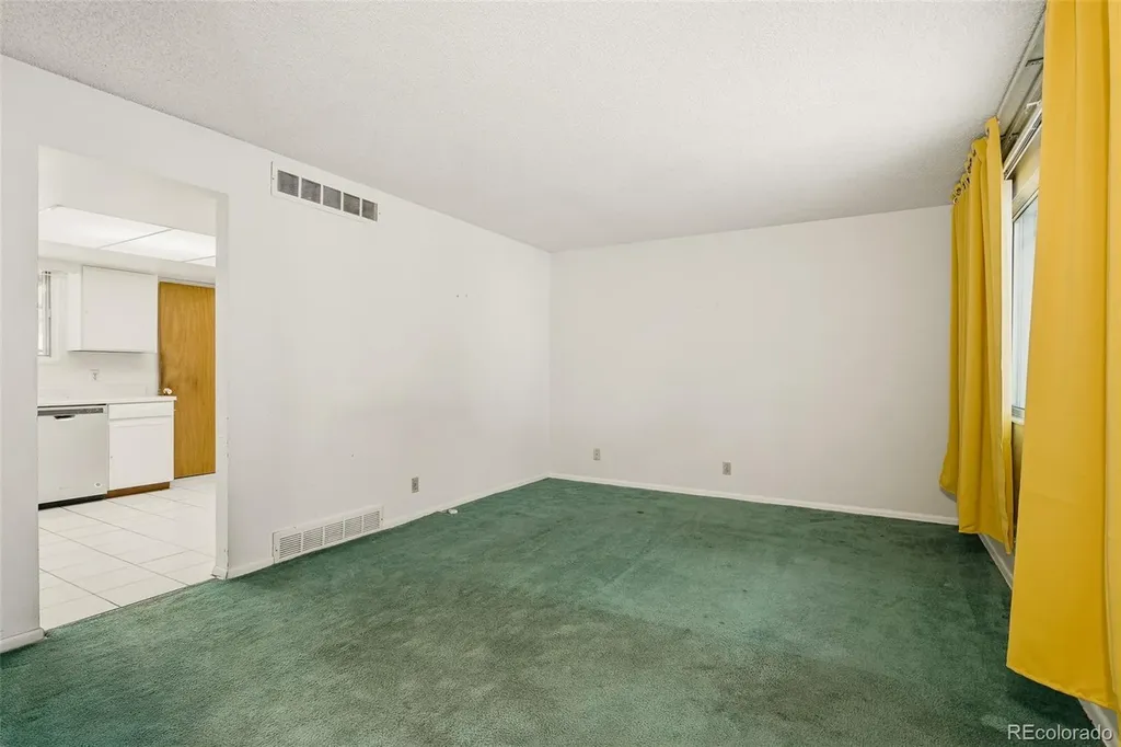 5020 Troy Street Denver CO 80239