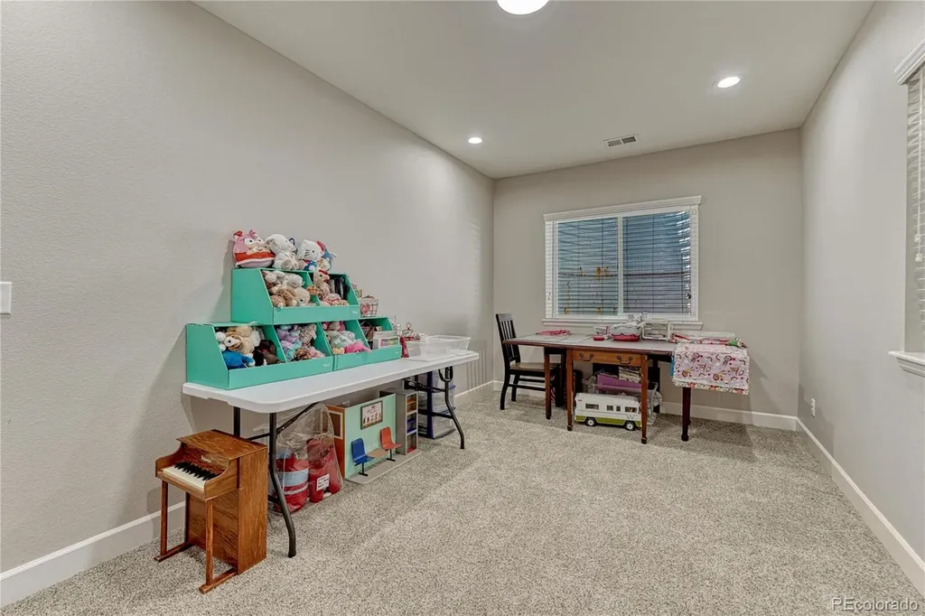 2204 Treetop Drive Castle Rock CO 80109