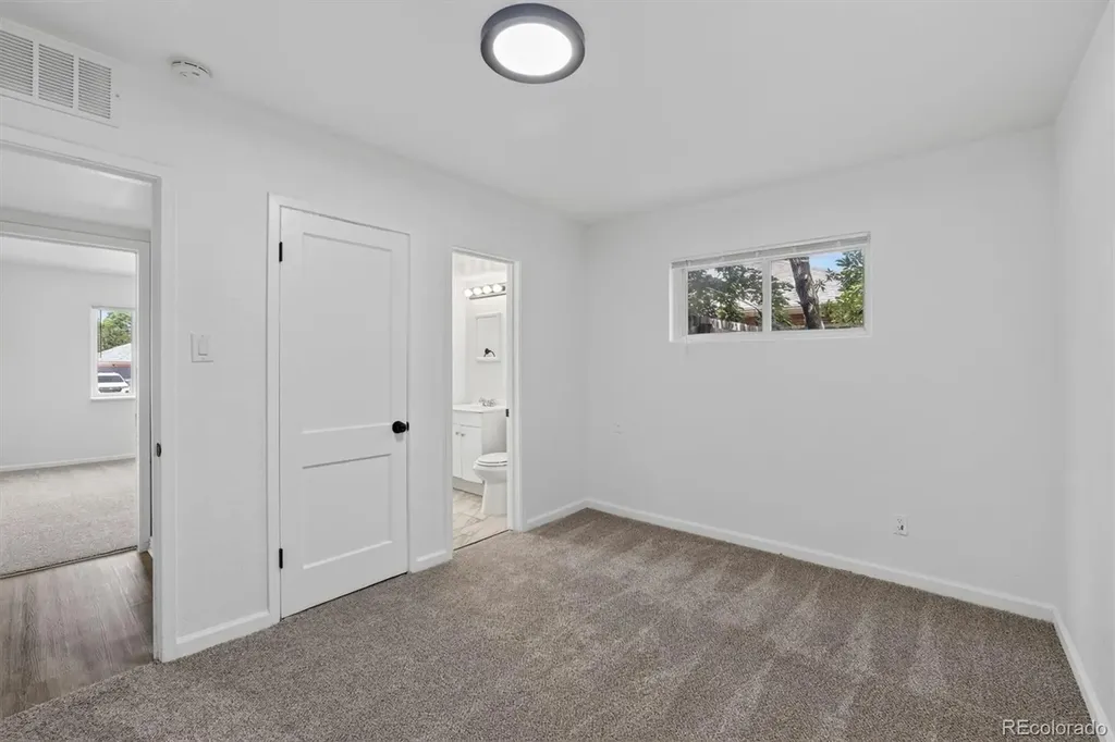 900 Quentin Street Aurora CO 80011