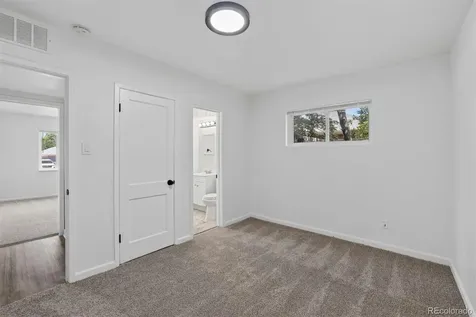 900 Quentin Street Aurora CO 80011