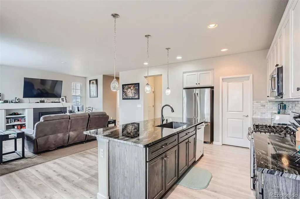 3321 Riverwood Way Castle Rock CO 80109
