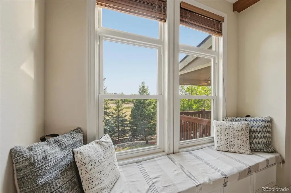 25042 E Davies Drive Aurora CO 80016