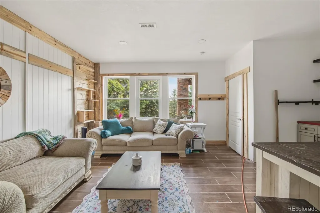 25042 E Davies Drive Aurora CO 80016