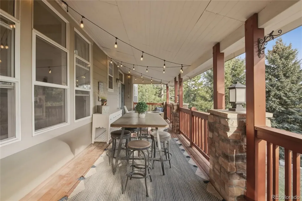 25042 E Davies Drive Aurora CO 80016
