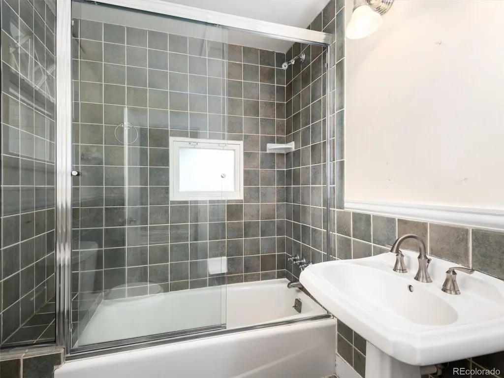 1635 Albion Street Denver CO 80220