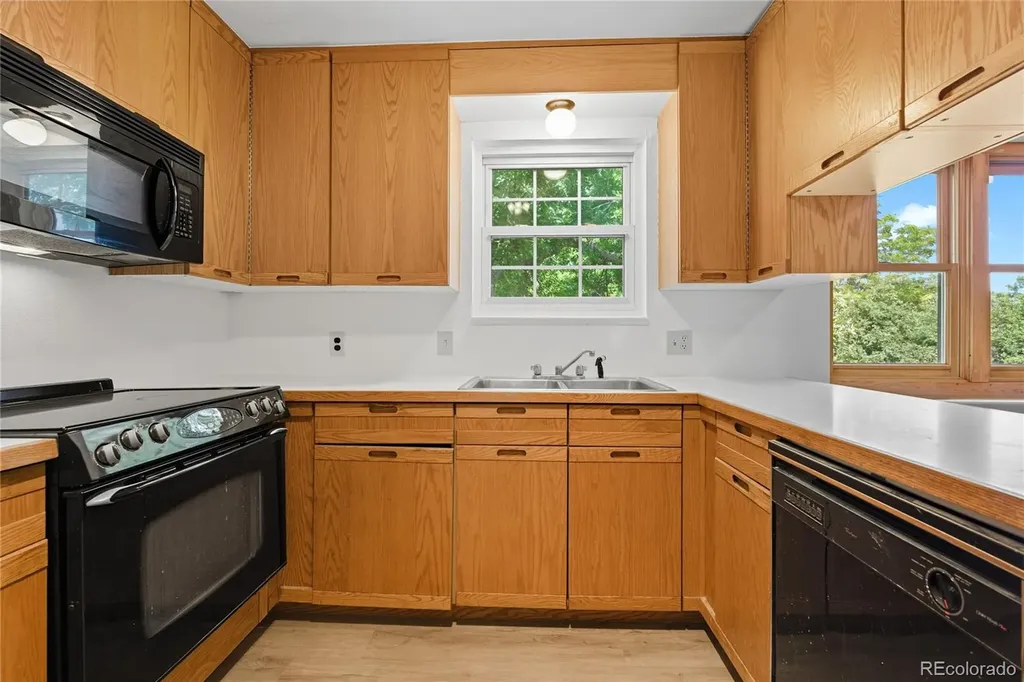 3090 Carter Circle Denver CO 80222