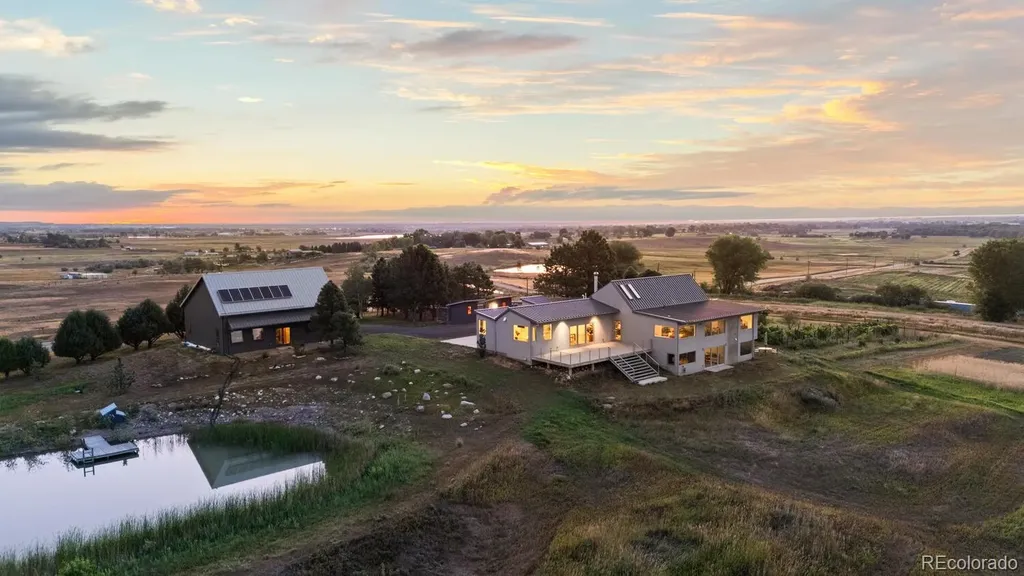 5952 Oxford Road Niwot CO 80503
