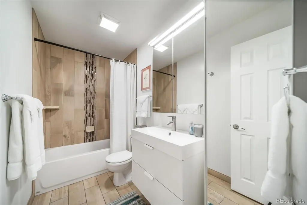 532 Clayton Street Denver CO 80206