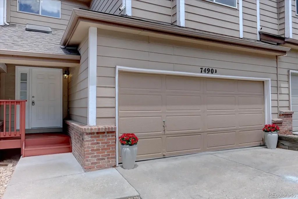 7490 B W Coal Mine Avenue Littleton CO 80123