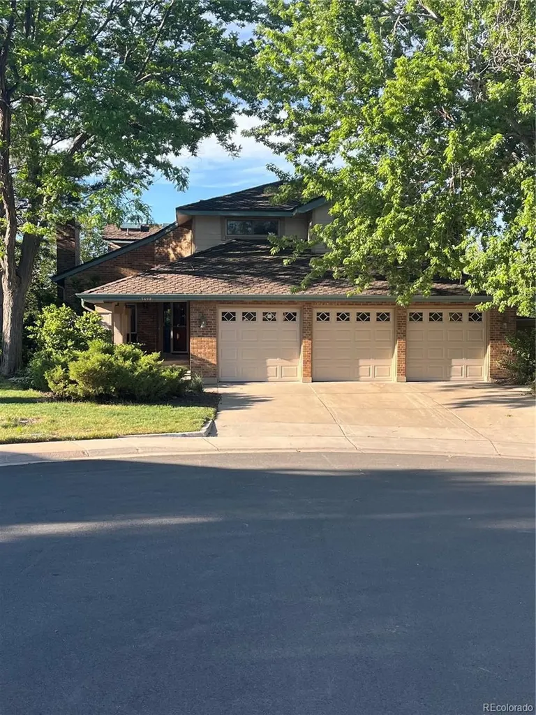 5698 S Olathe Lane Centennial CO 80015