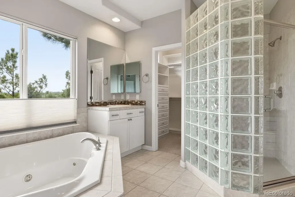 906 Greenridge Lane Castle Pines CO 80108