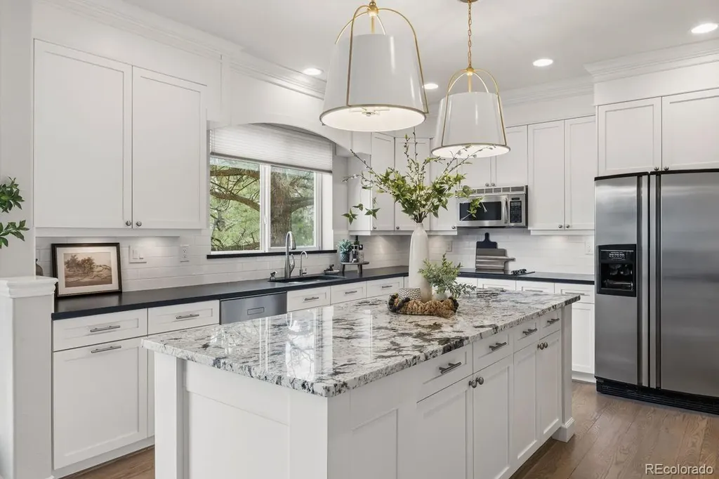 906 Greenridge Lane Castle Pines CO 80108