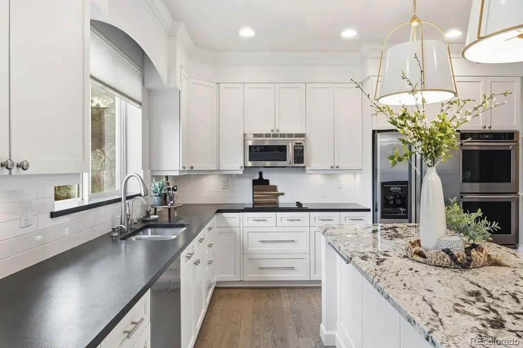906 Greenridge Lane Castle Pines CO 80108