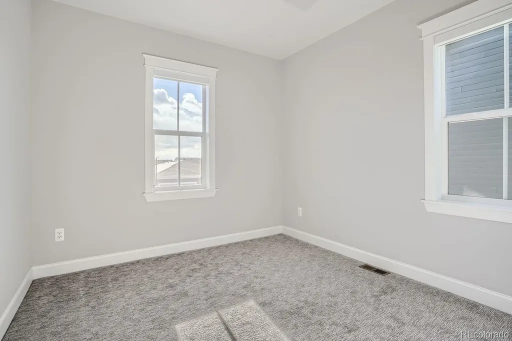21235 E 61st Drive Aurora CO 80019