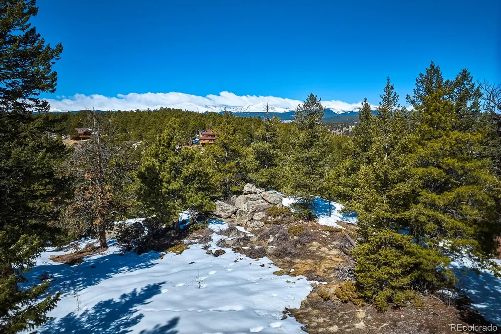 815 Cougar Run Nederland CO 80466