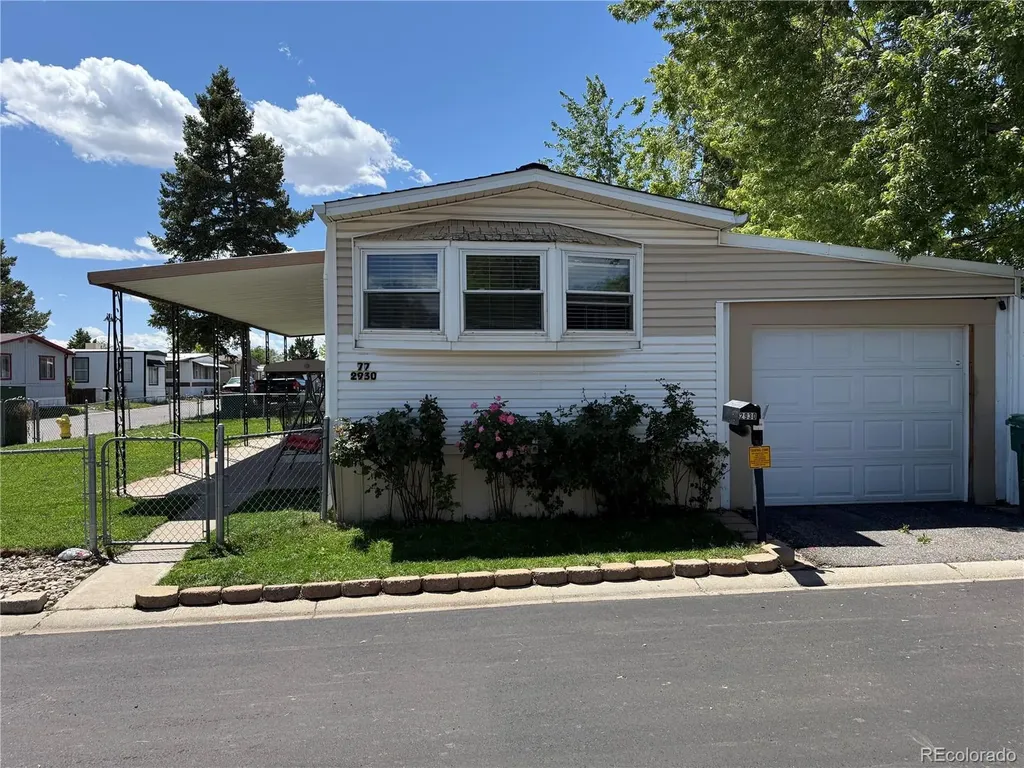 2930 Hawk Street Denver CO 80260