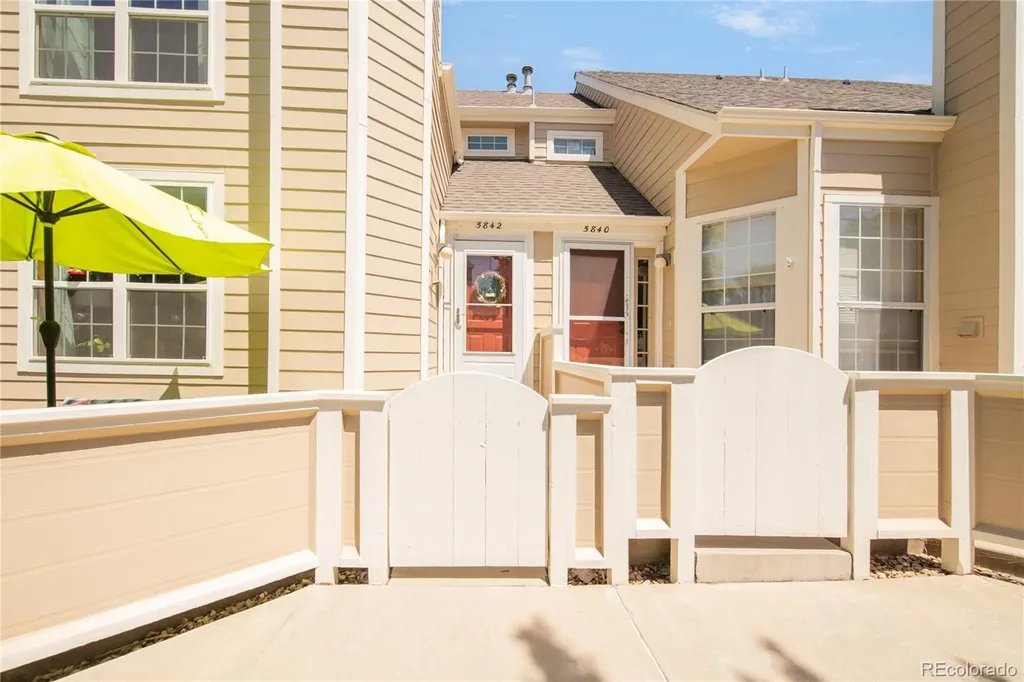 5842 W Atlantic Place Denver CO 80227