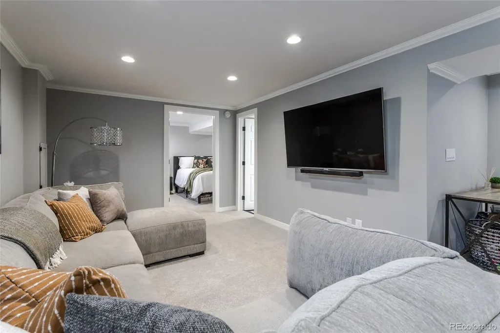 7135 Welch Court Arvada CO 80004