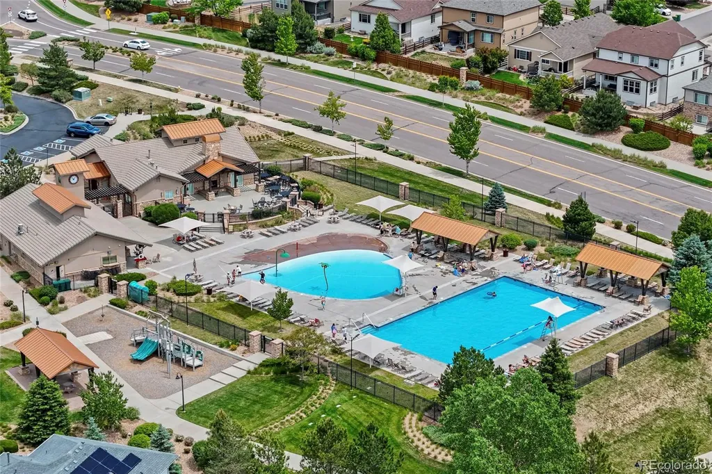 5060 S Riviera Court Aurora CO 80015