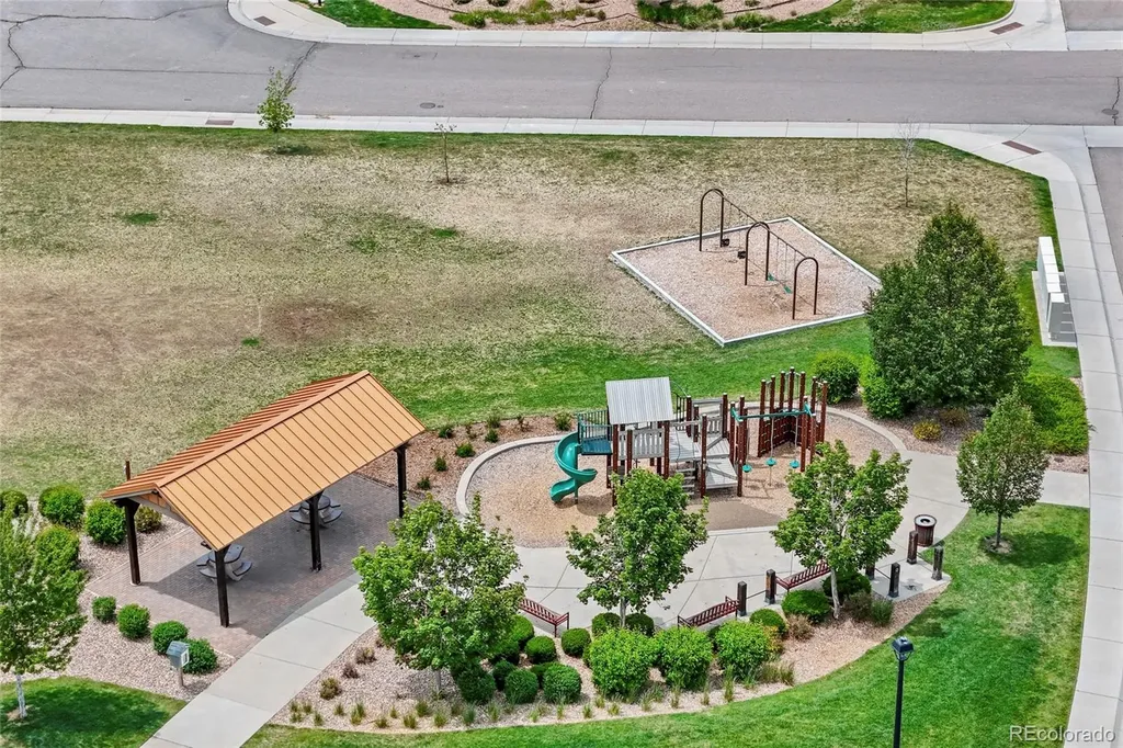 5060 S Riviera Court Aurora CO 80015