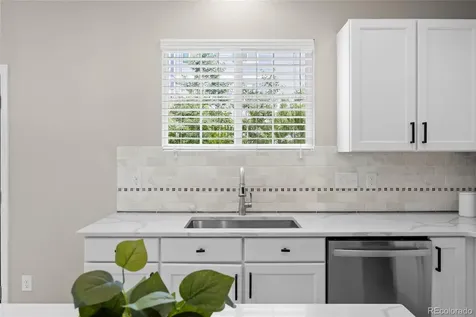 5060 S Riviera Court Aurora CO 80015
