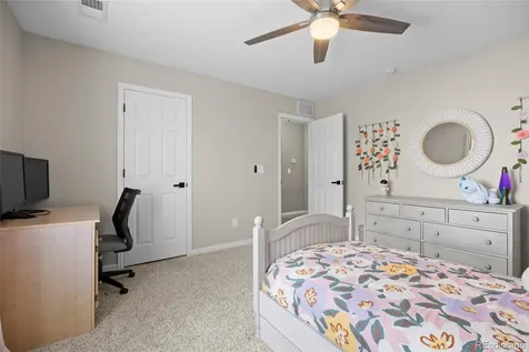 5060 S Riviera Court Aurora CO 80015